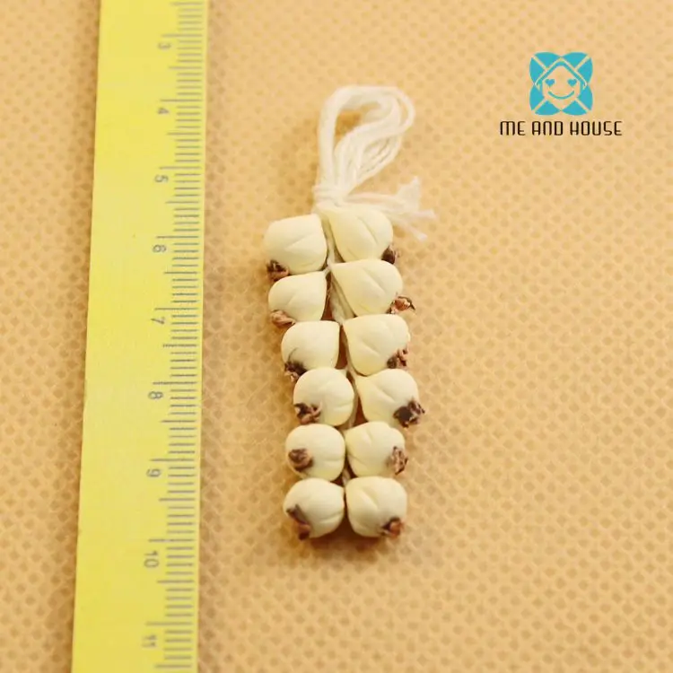 

Dollhouse Kitchen Accessories Miniature Handcrafted clay a string of Garlic and a string of red chili