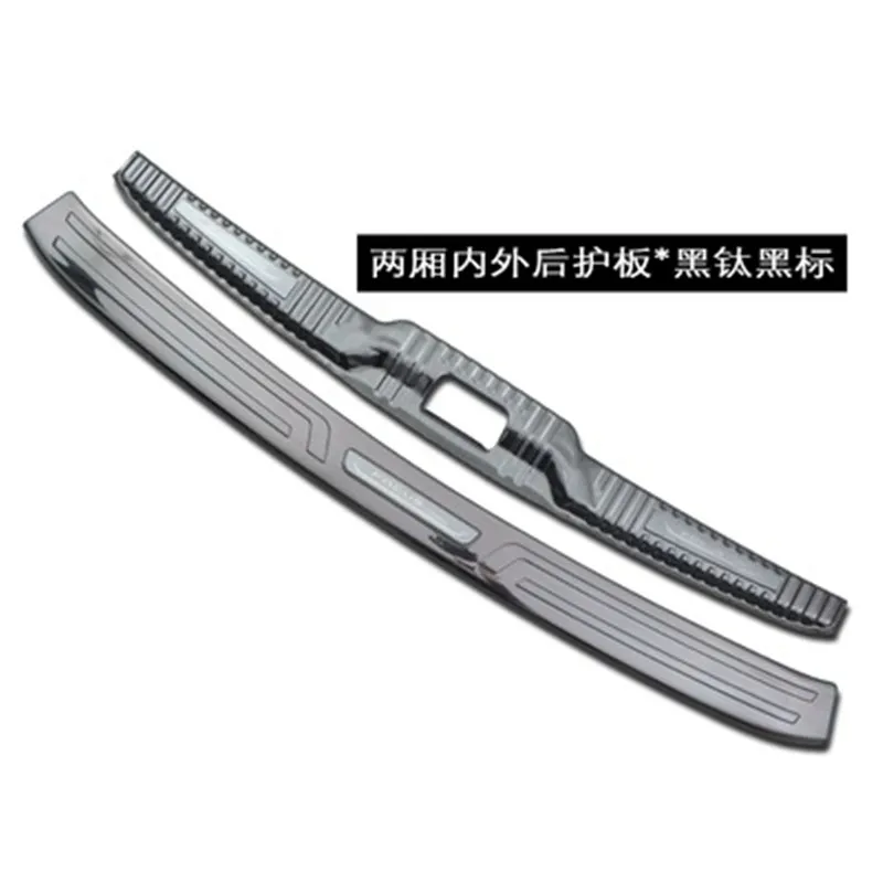 

Car stainless steel Rear Bumper Protector Sill Trunk Rear guard Tread Plate Pedals for Ford Focus Hatchback 2019 Car styling