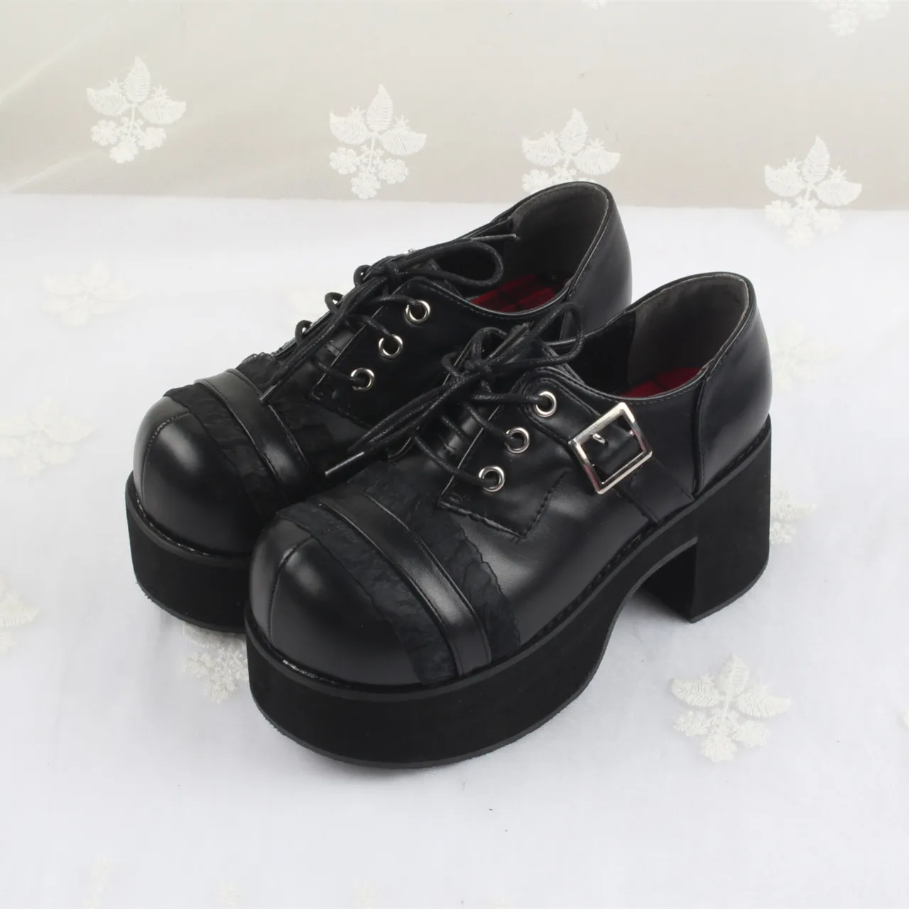 Женская Винтажная обувь с круглым носком в стиле Харадзюку, панк, на не сужающемся книзу массивном высоком каблуке, Готическая шнуровка стразы, сетчатый декор, 3 стиля, A904