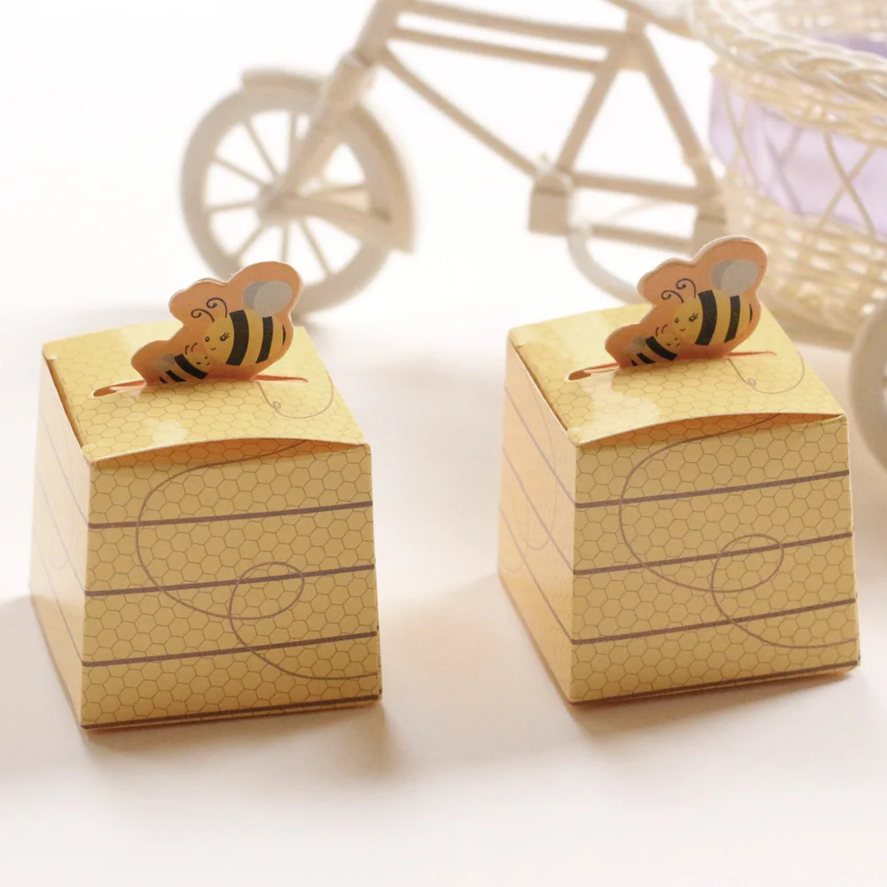 

Cute Little Bee Gift Paper Box 5set with White Ribbon Gift Package Storage Box Candy Box Stationery Storage Office School Supply