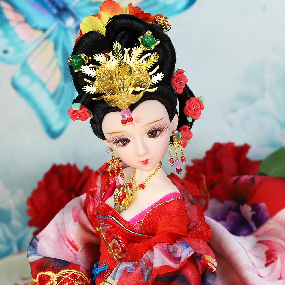 Fortune days кукла East Charm Blossom включая красную подставку для одежды и коробку в