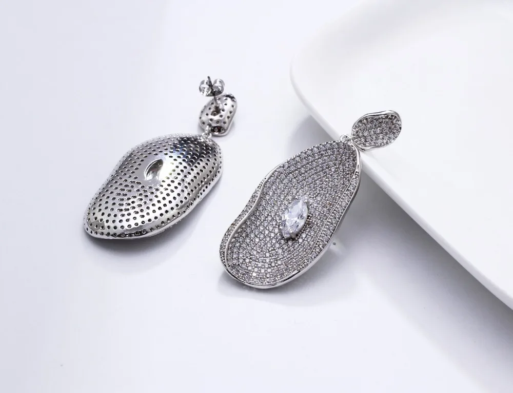 Big earrings (2)