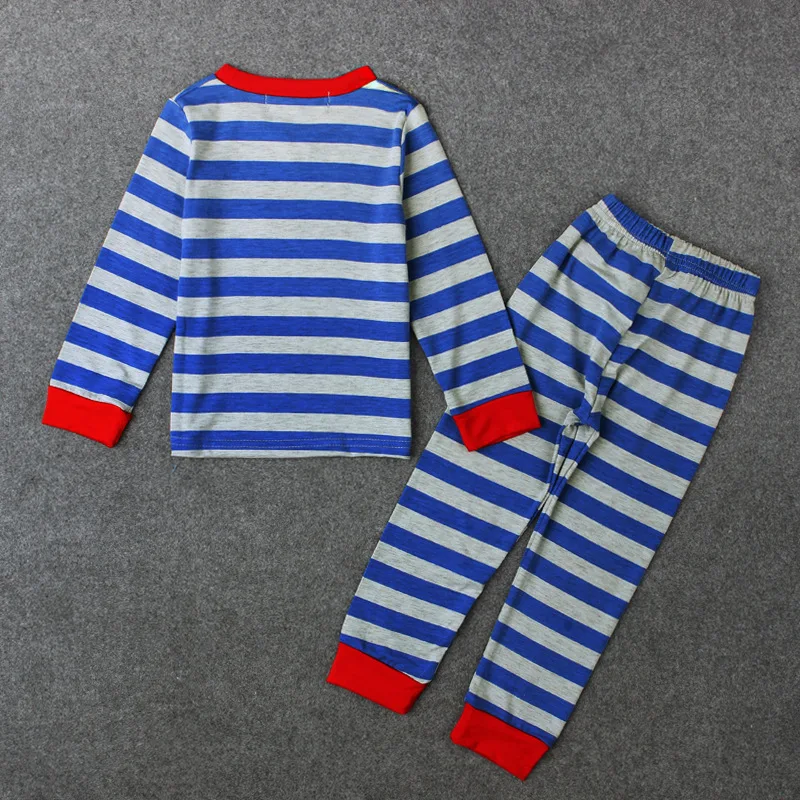 3809532345_1943670203