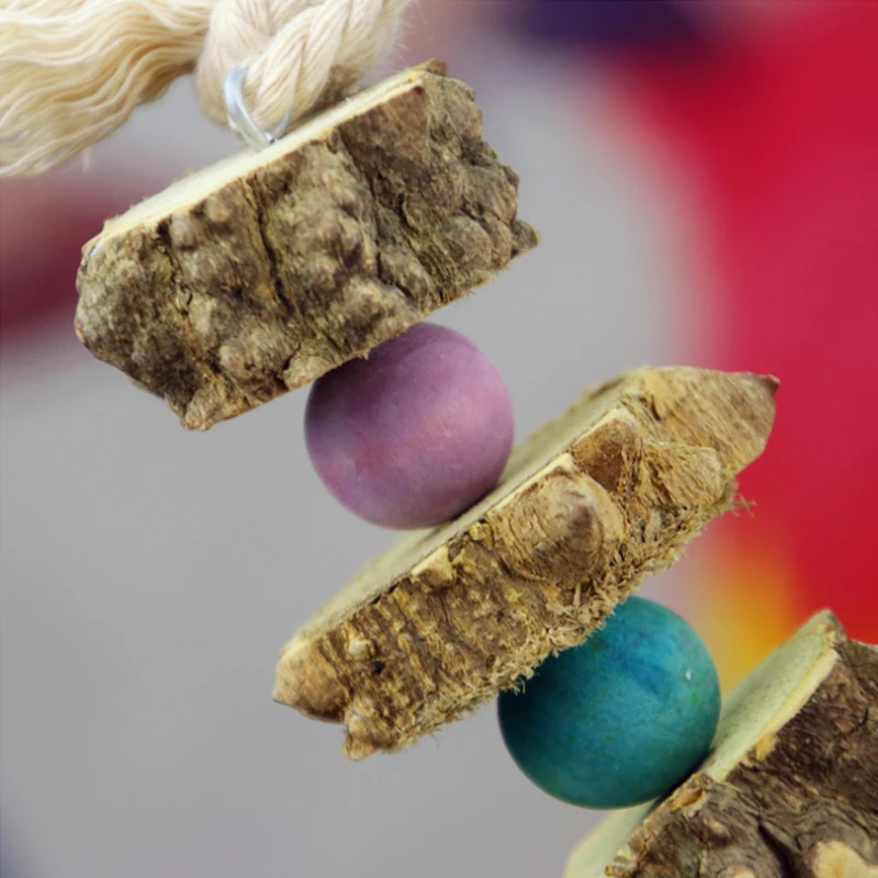 1Pcs Parrot Bird Pepper Wood Chew toy Grinding Teeth Toys Parrot Cage Swing Toy String Cage Decoration Parakeet Wooden Beads