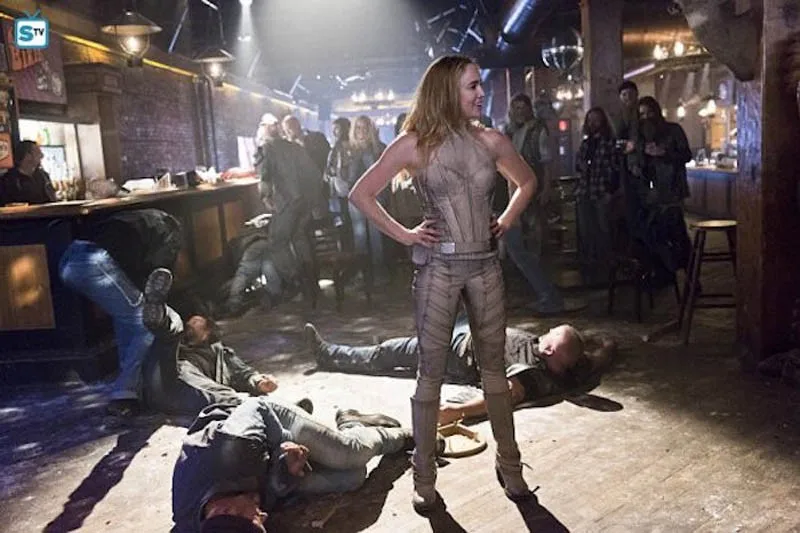 Legends-of-Tomorrow-White-Canary-Bisexuality-6-700x466