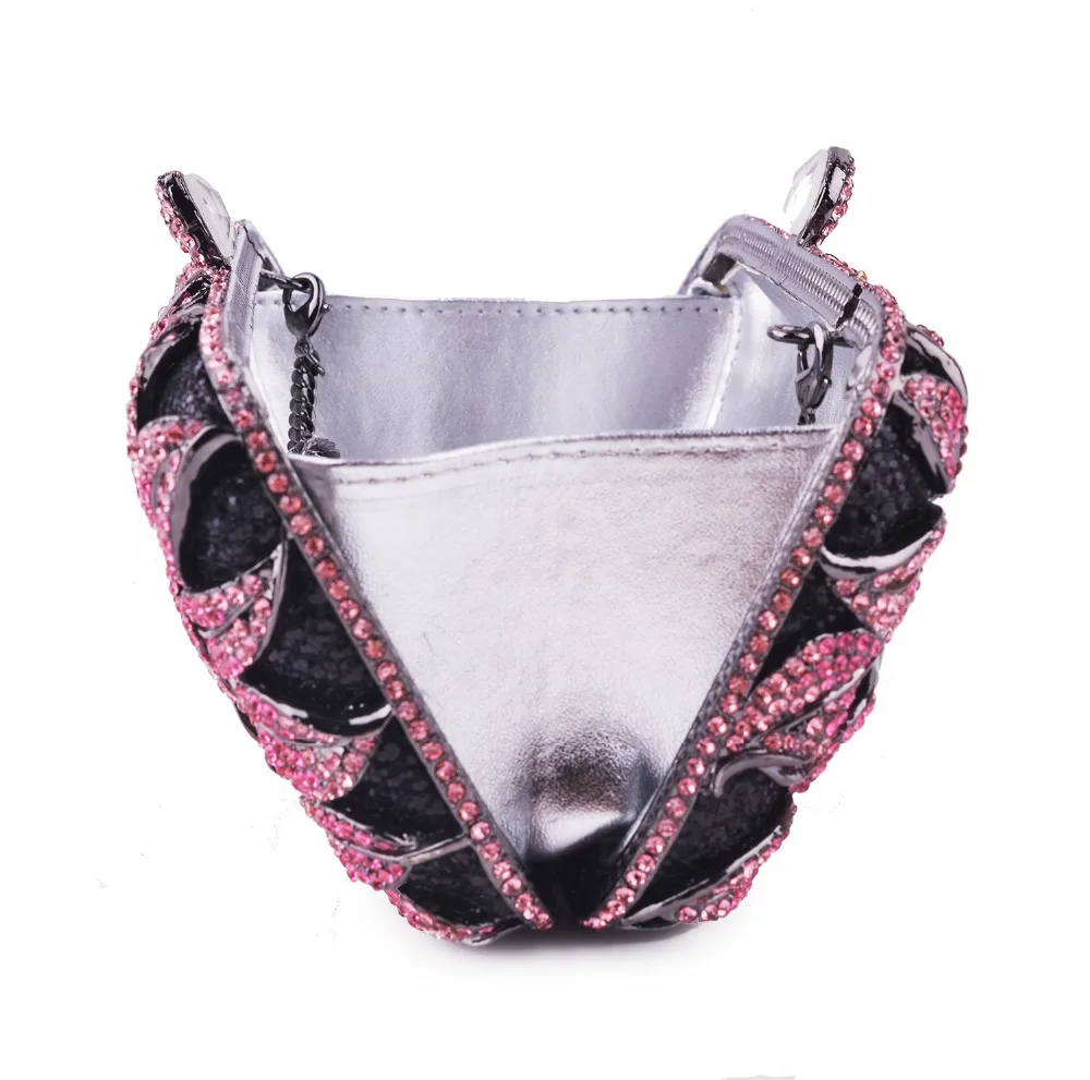 9692948240_2145319423