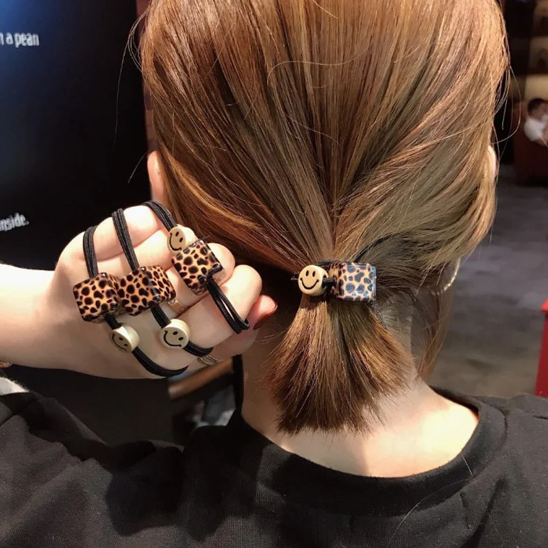 

Soft Animal Leopard Pearl Velvet Hair Scrunchie Ponytail Holder Stretchy Elastic Hair band for women Hair Accessories