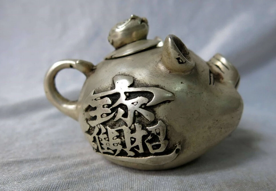 China silver Feng Shui Felicitous wish of making money bat Pig pot Statue |