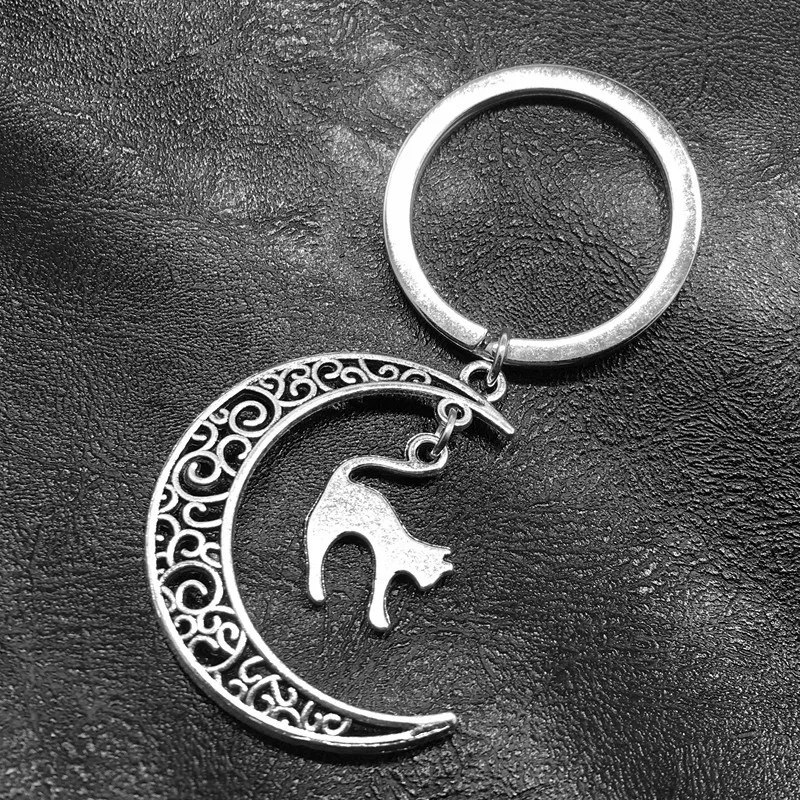 

Neogothic Style Hollow Moon Cat Pet Witch Wizard Witchcraft Keychain Fashion Bag Chain Keychain Alloy Silver Jewelry Unisex Gift