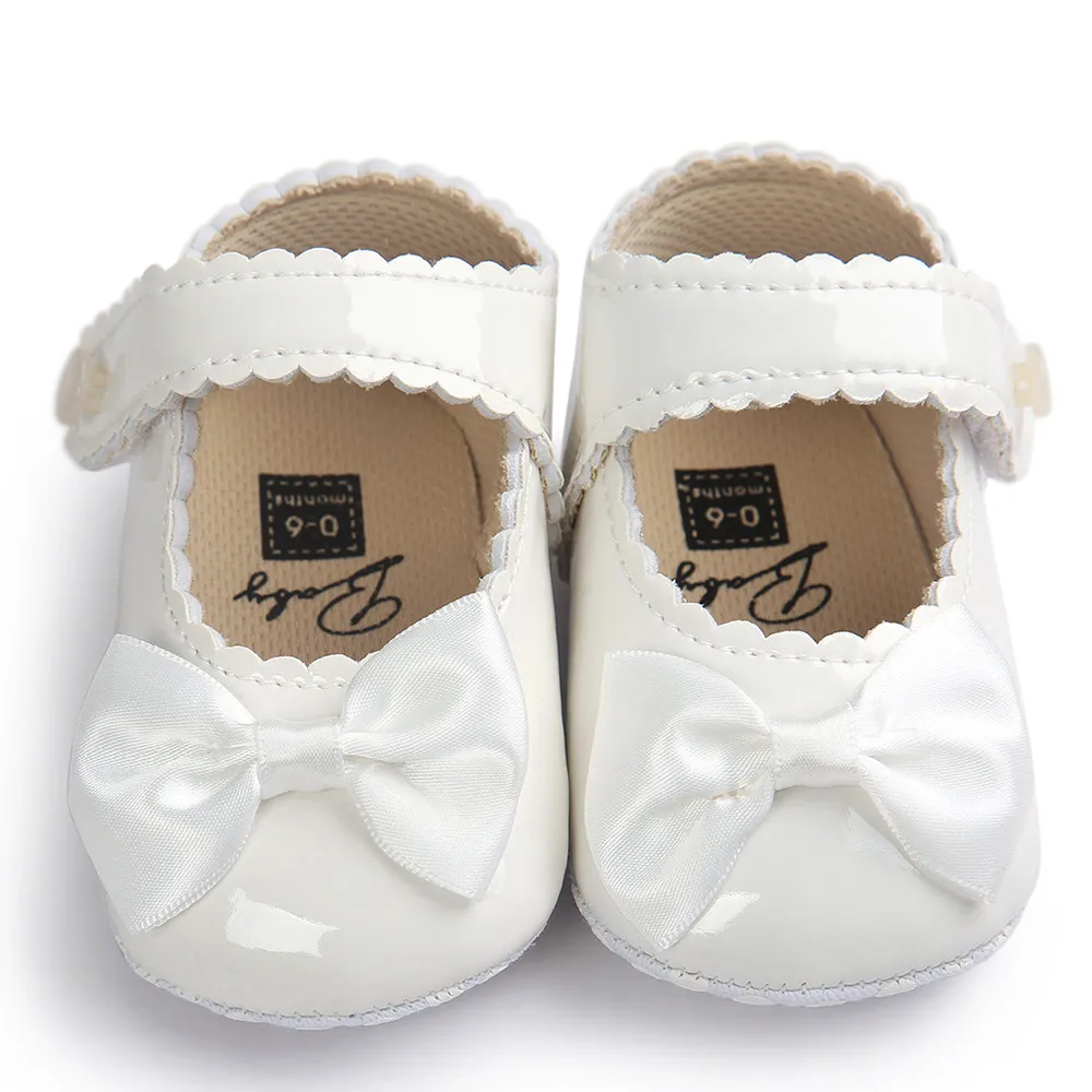 Для маленьких девочек обувь прекрасный бантом кожа 5 цветов обувь против скольжения кроссовки мягкой подошвой обувь малыша 0-12 месяц Прямая