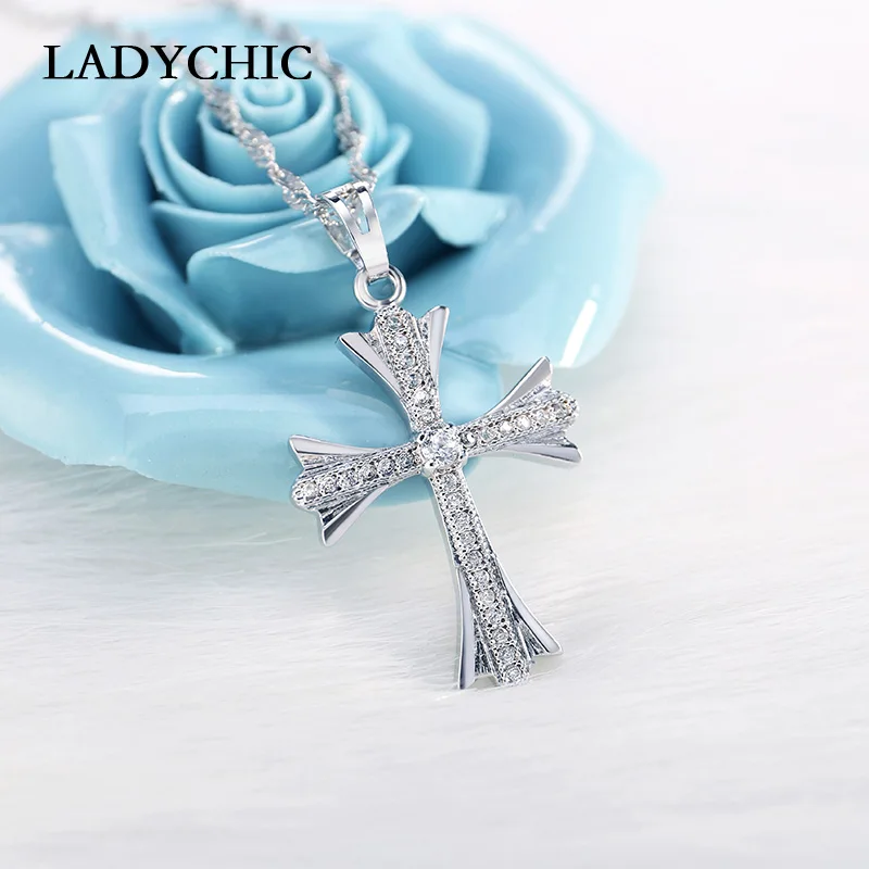 Женская Классическая Подвеска в виде Креста из кубического циркония LADYCHIC