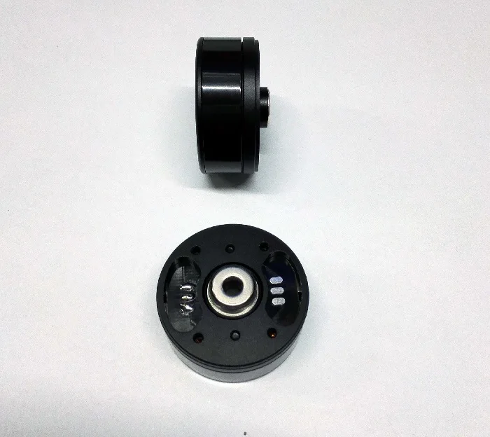 

PM2804/2806 Yuntai Motor Photoelectric Pod Yuntai Motor Gopro Yuntai Stabilizer Center Hole Passing Line