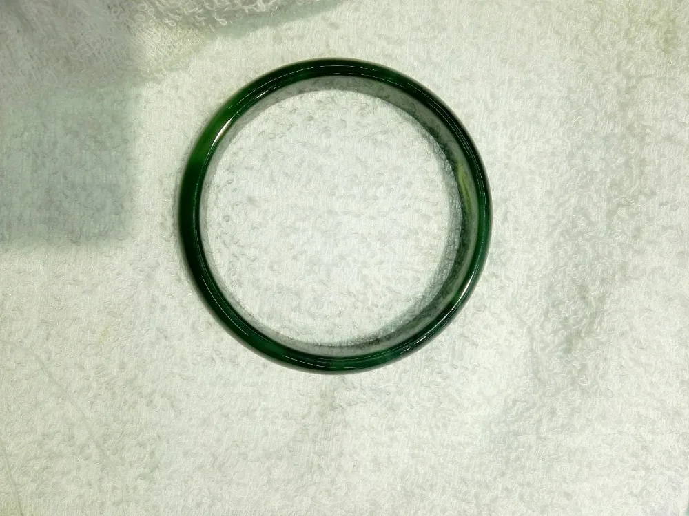 

Free Shipping >> new hot Natural green agate bracelet