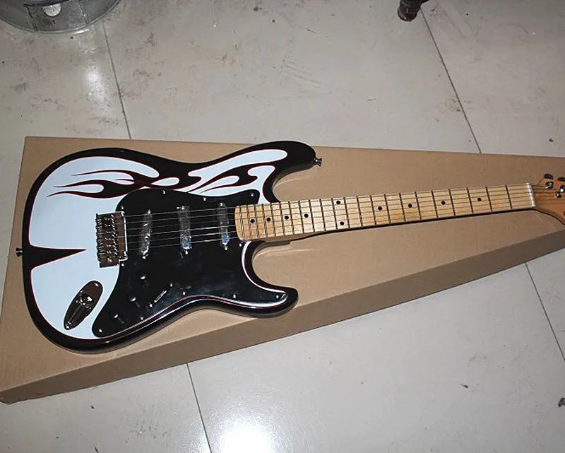

Factory Custom Electric Guitar with Flame Pattern, Maple Fingerboard,Black Pickguard,offering customized services.