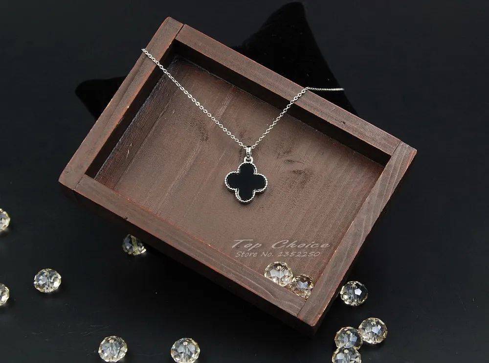 Trendy Famous Brand Logo Classic Flower 