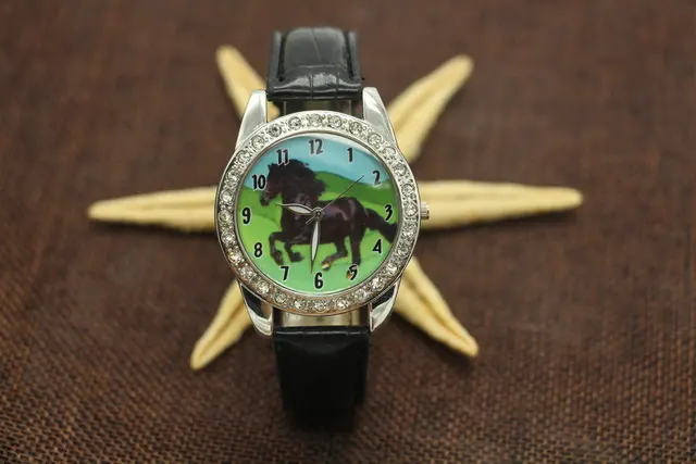 Hot Popular Brand New Black Horse Animal Watch Quartz Crystal Diamonds Black Str Hot Popular Brand New Black Horse Animal Watch Quartz Crystal Diamonds Black Str