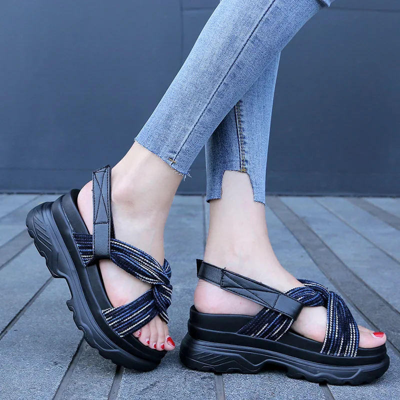 10537185533_358914208