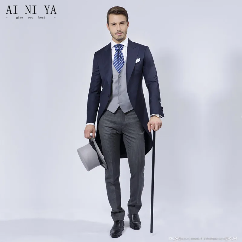 High-quality-blue-two-buttons-and-groom-dresses-weddings-the-best-man-for-the-wedding-suit