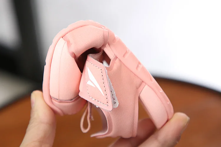 Сандалии для девочек г., новые дышащие Лоферы для мальчиков, летняя Нескользящая детская обувь из сетчатой ткани на мягкой подошве от 1 до 3 лет