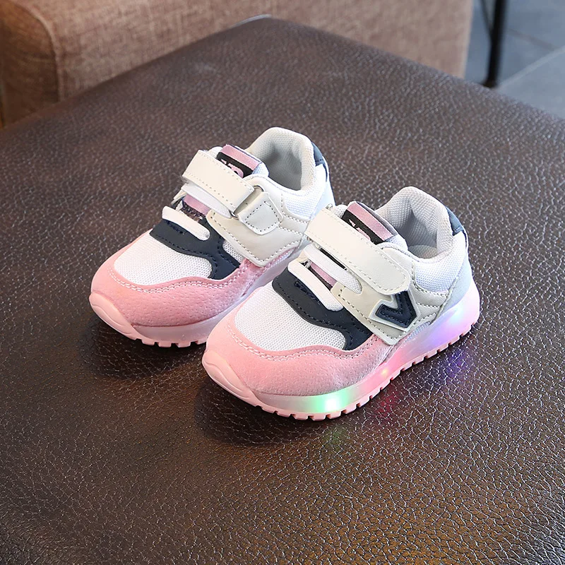 

2018 LED lights children's sports shoes for 1 to 5 years old baby boys and girls fashion casual shoes lights running shoes