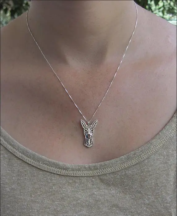 

Hollow Pet Pendant Miniature Pinscher Necklace for women fashion cute christmas charm gift jewelry girls