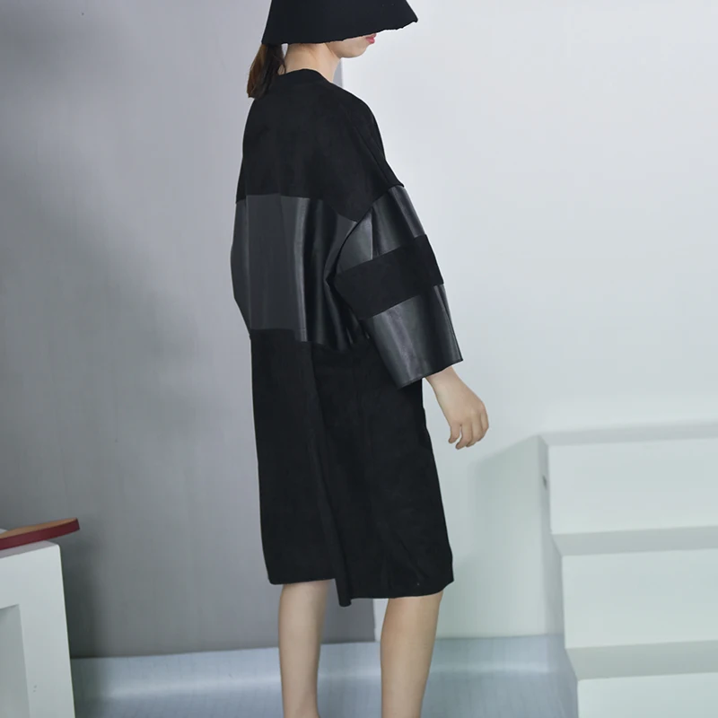 [EAM] 2019 New Spring Stand Collar Solid Color Black PU Leather Split Joint Loose Big Size Jacket Women Fashion Tide JC25301