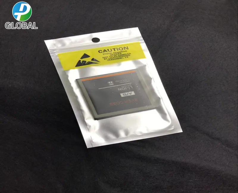100pcs 8*13.5cm Zip lock Anti-Static Shielding plastic Bags ESD Anti Static zipper Electronic Accessories/battery Packaging bags 3