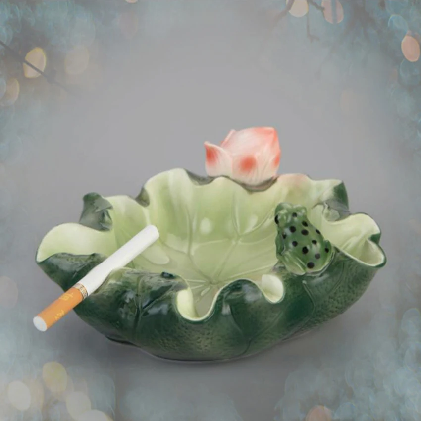 LOTUS SINGLE STICK ASHTRAY BLACK