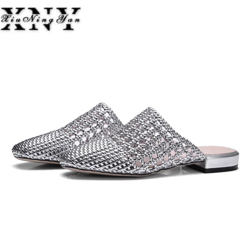 

2019 New Brand Silver Mules Summer Slip on Large Size Low Heel Gladiator Slingback Outside Slipper Handmade Straw Hollow Mule
