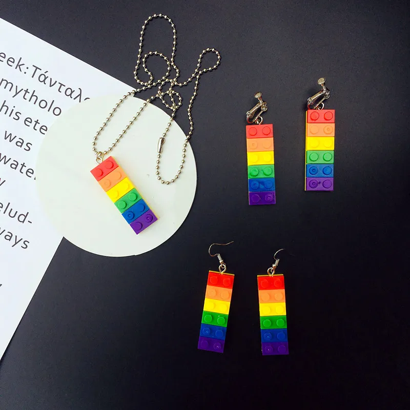 

Retro Cool Girl Rainbow Building Block Necklace for Girls'Heart House Handmade Necklace Jewelry