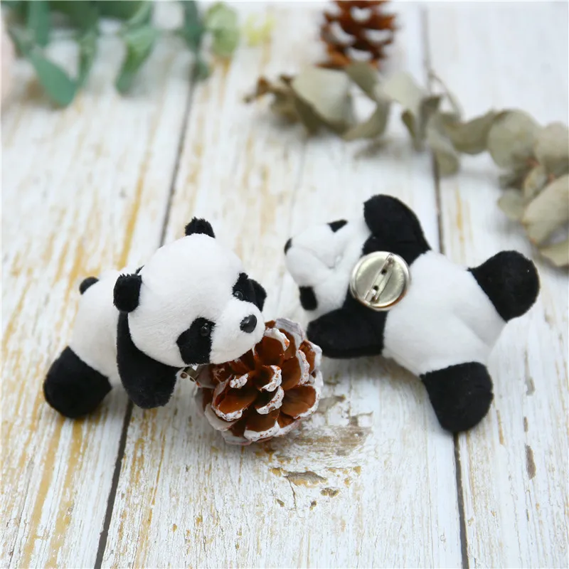 1Pcs Super Cute Panda bear brooch Panda pins Animal brooches Soft Plush Toy Accessories Love Panda Jewelry Kawaii gifts for girl