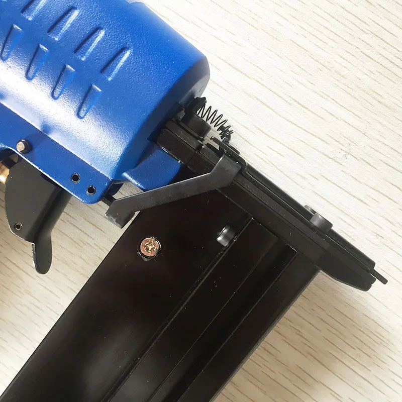 Фена для обработки гвоздей SAT1672|stapler tools|air staplernut gun |
