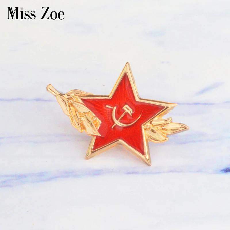 

USSR symbol enamel pin Cold War Soviet CCCP Red Star Sickle Hammer Brooch Gift icon Badge Button Lapel pin for coat cap gift