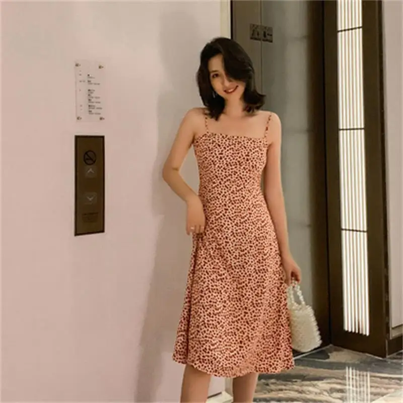 

Fashion dress female summer New strapless straps slim slimming temperament red retro a word cross belt dress women