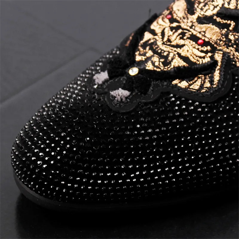 Handmade Black Shoes Luxurious Men Leather Loafers Fashion Party And Wedding Men's Casual Embroidery Shoes 5#25/15E50 Handmade Black Shoes Luxurious Men Leather Loafers Fashion Party And Wedding Men's Casual Embroidery Shoes 5#25/15E50