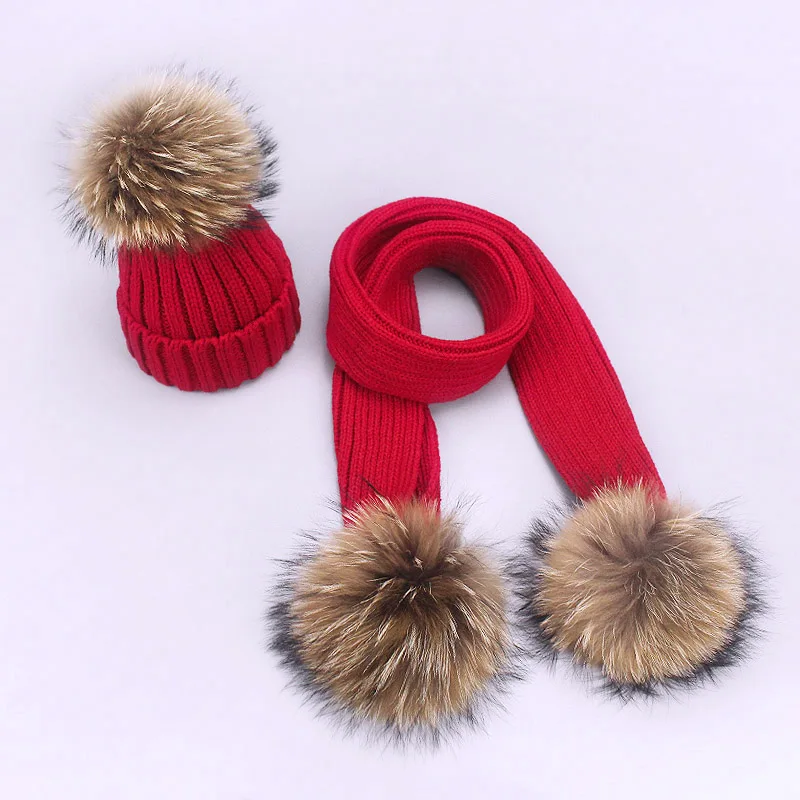 Children Pompon Beanie Hat Scarf Set Autumn Winter Outdoor Knitted Cotton Warm Real Raccoon Fur Pom-pom Caps Scarf 2 Piece Suit - Цвет: Red 3 balls