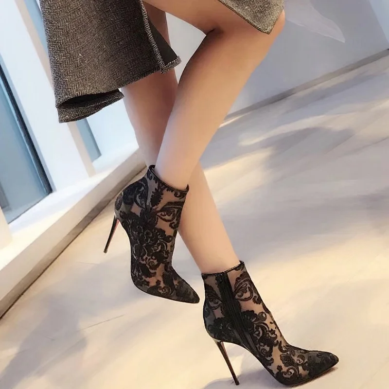 

Womens Black Embroidery Pointed Toe Ankle Riding Boots Zip Side Stilettos SZ F3