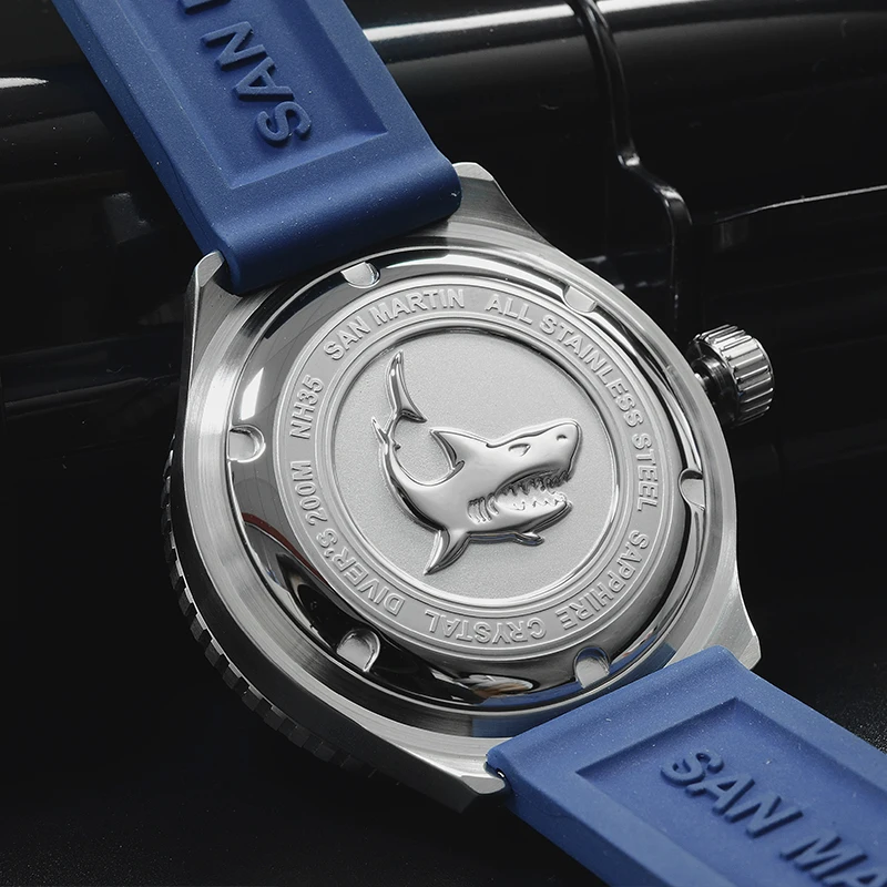 San Martin Mechanical Watch Fashion Men Automatic Stainless Steel Diving Watches Luminous Rubber Wristband 200 Meters Waterproof