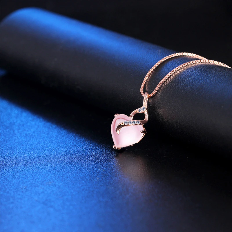 VICHOK Natural Hibiscus Stone Heart Pendant Necklaces Cute Heart Charms Pendant Women Wholesale Rose Gold Powder inci kolye Fine Jewelry
