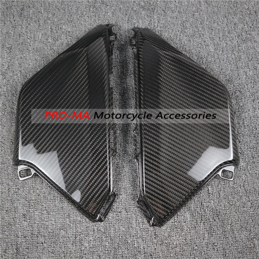 

Motorcycle Under Tank Panels in Carbon Fiber for Honda CBR1000RR 2017+ Twill glossy weave