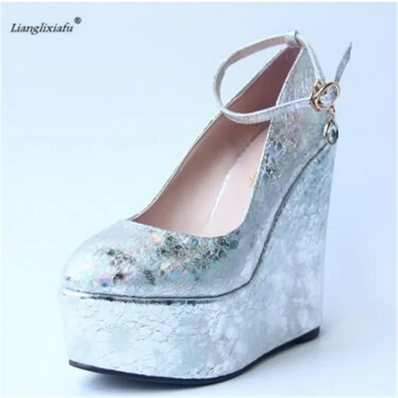 heels with small platform