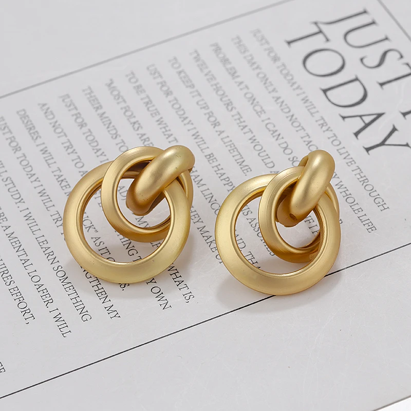

AENSOA Fashion 2019 Gold Color Knot Drop Earrings For Women Modern Geometry Twist Hanging Dangle Statement Earring Party Jewelry
