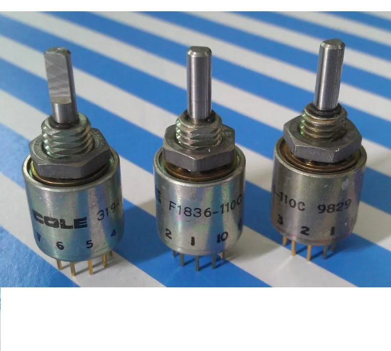 

Original new 100% rotating band switch 1 knife 10 gear 360 degree rotation axis length 15MM switch F1836-110C