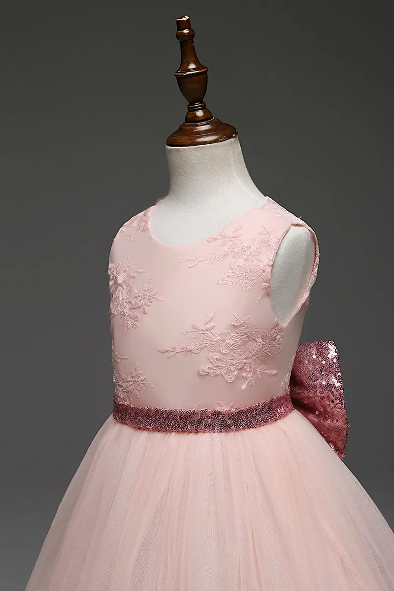 4338065585_1933995610