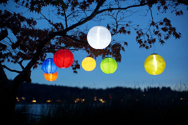 

Hot 2PCS 30cm Solar Powered 5050 SMD LED Light Bulbs Waterproof Chinese Lantern for Wedding Party Garden LFD