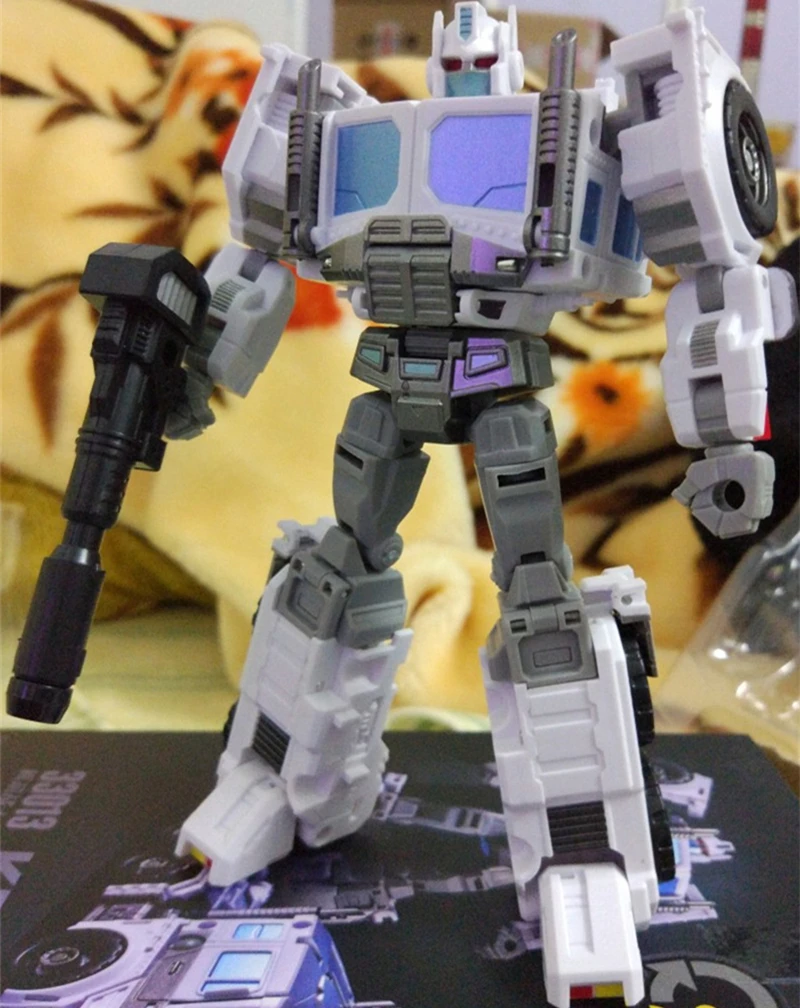 

Kubianbao16-18CM Transformation Toys KBB PC-17 Core Warrior Action Figure G1 Robot White Car Model Kids Boy Collection Toy Gifts