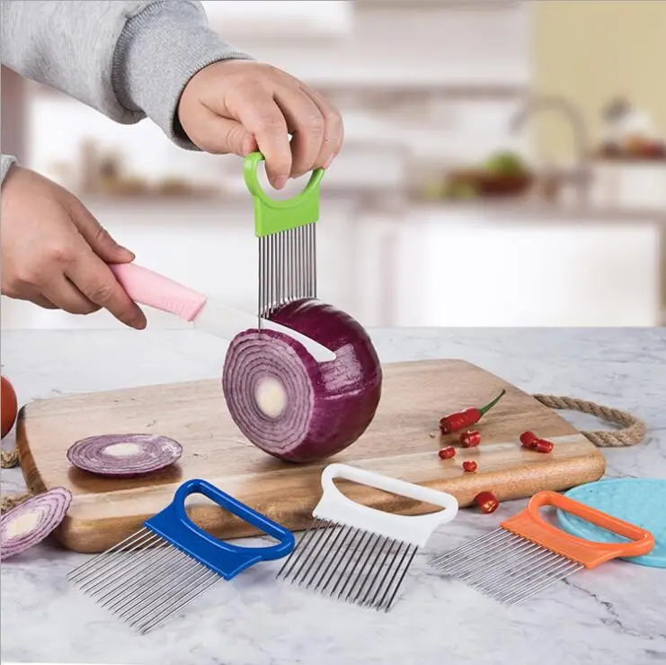 

2018 New Tomato Onion Vegetables Slicer Cutting Aid Holder Guide Slicing Cutter Safe Fork