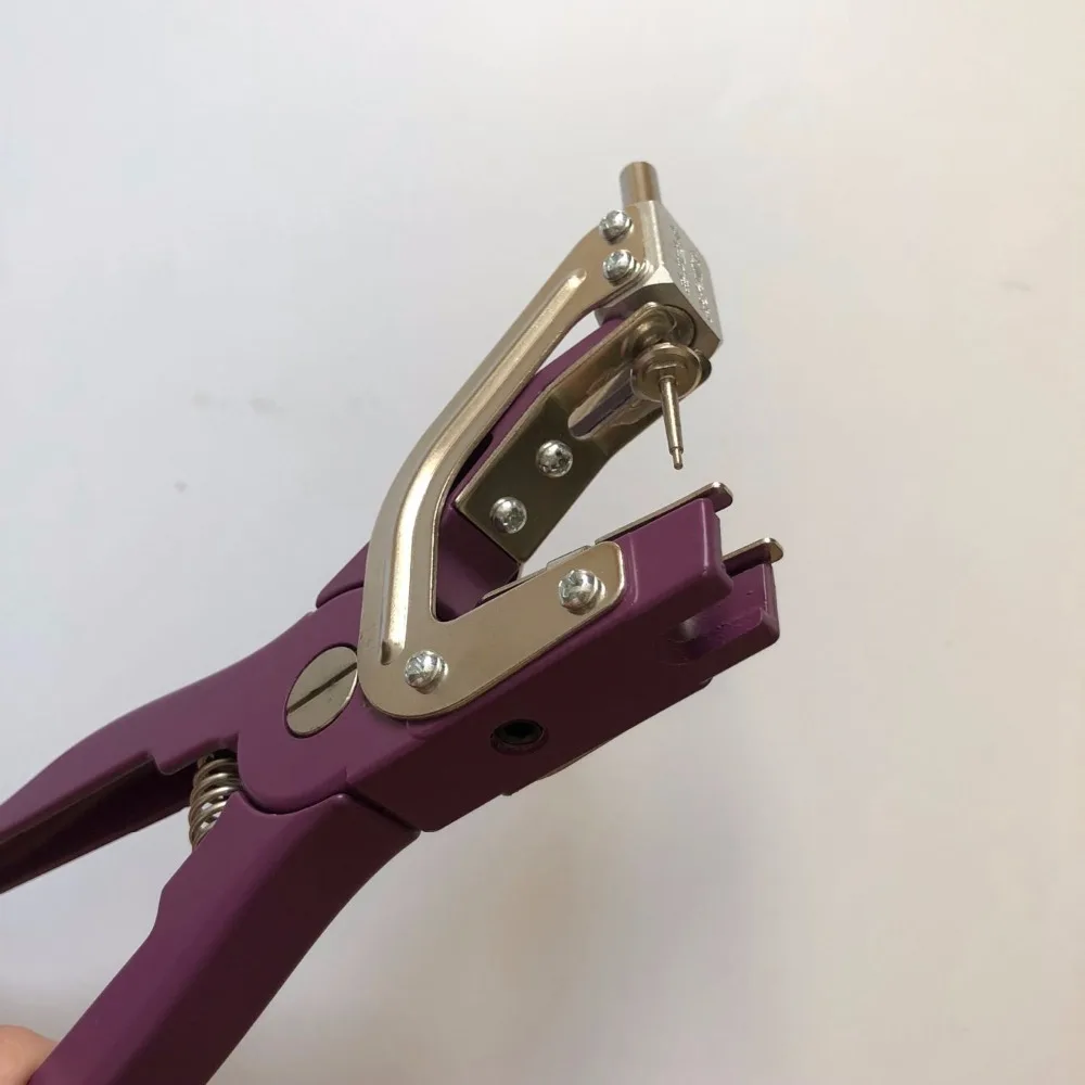 Ear Tag Pliers (4)