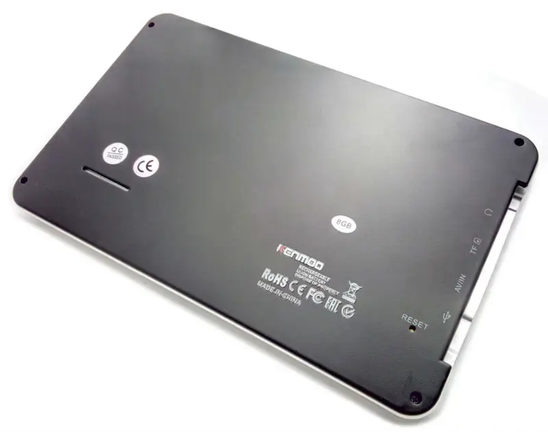 700b