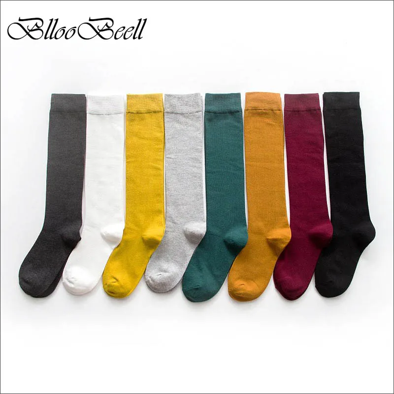 BllooBeell/8 пар, Хлопковые женские носки, милые длинные носки до колена, осенне-зимние повседневные носки для девочек, одноцветные носки под платье, черные